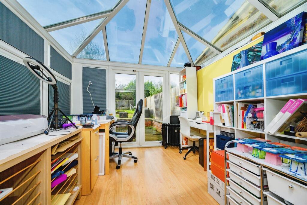 Additional image 7 of Riverford Close, Harpenden