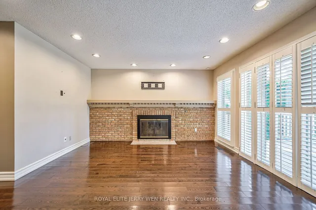 Additional image 7 of 10 Mellowood Dr