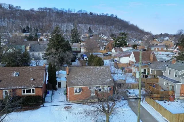 Additional image 2 of 160 Rosedale Ave