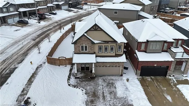 Additional image 40 of 82 Castlebay St