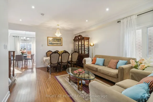 Additional image 5 of 52 Runnymede Cres