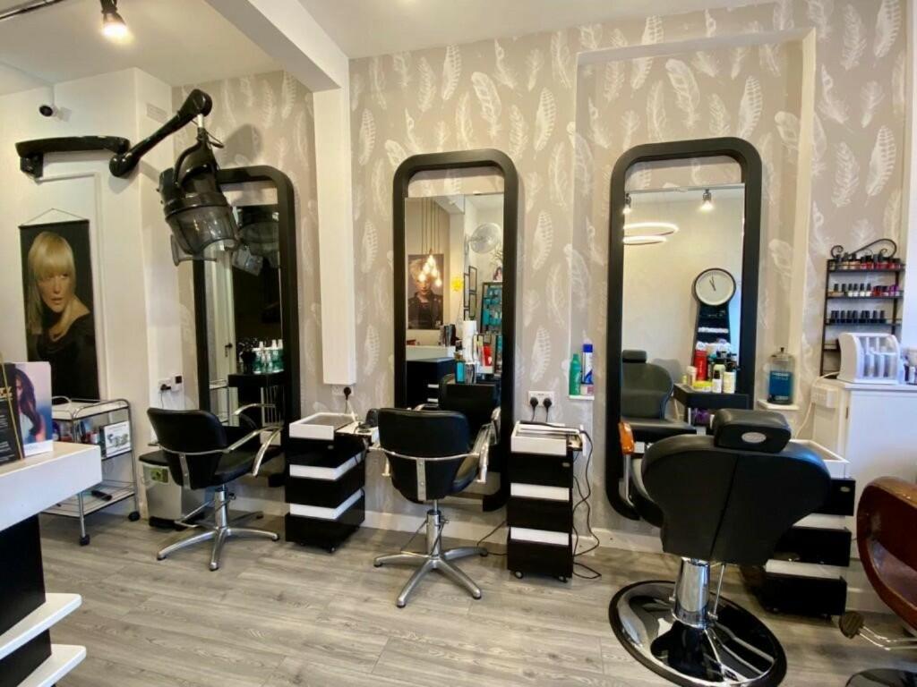 Additional image 3 of Leasehold Hair & Beauty Salon, Vicarage Road, Birmingham, B14 7NE