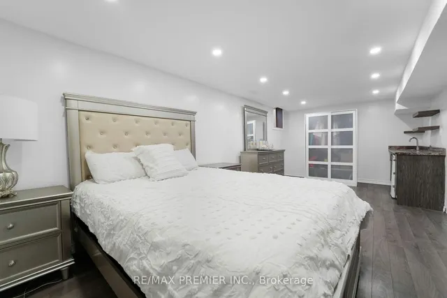 Additional image 31 of 14 Glencairn Sq