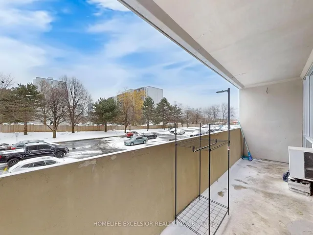 Additional image 27 of 2 Glamorgan Ave Unit 202