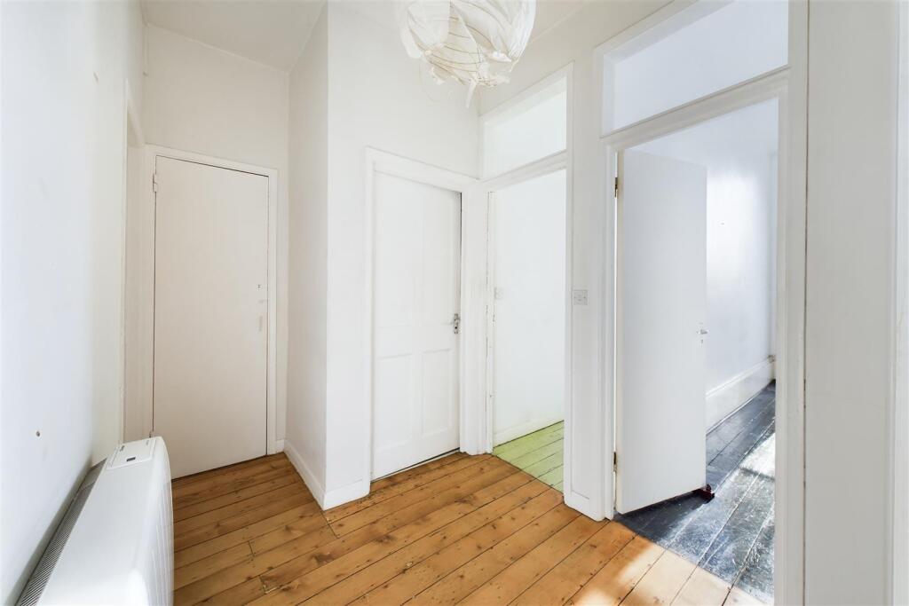 Additional image 19 of FLAT FOR UPDATING | BA1
