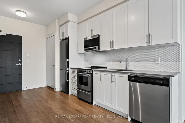 Additional image 18 of 212 King William St Unit 619