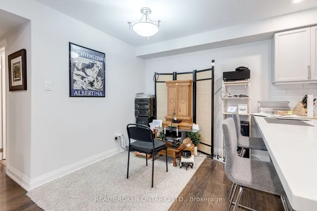 Additional image 3 of 1701 Lampman Ave Unit 202