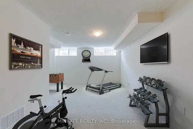 Additional image 22 of 3905 Koenig Rd