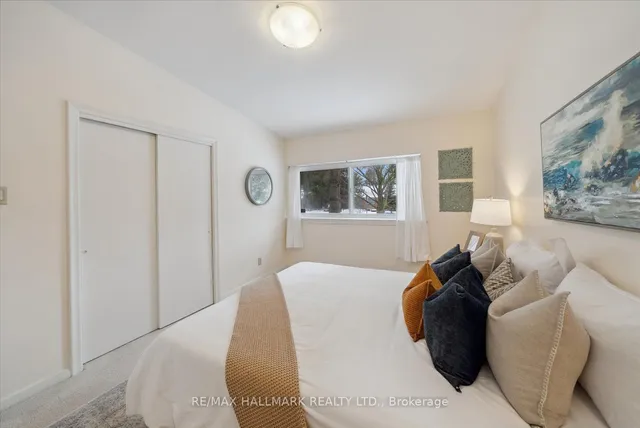 Additional image 25 of 27 Woodcliff Pl