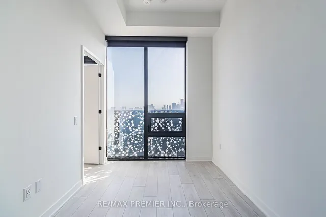 Additional image 28 of 55 Charles St Unit 3904