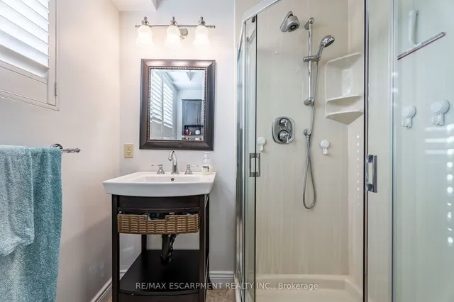 Additional image 32 of 2014 Cavendish Dr