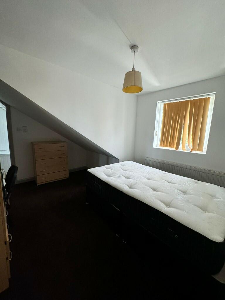 Additional image 4 of Oak Tree Lane, Birmingham, B29