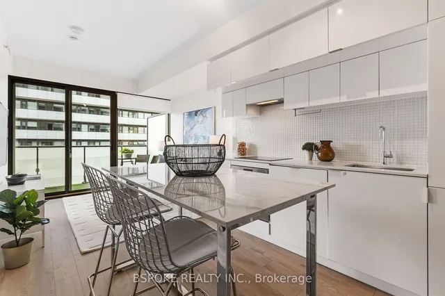 Additional image 10 of 185 Roehampton Ave Unit 2912