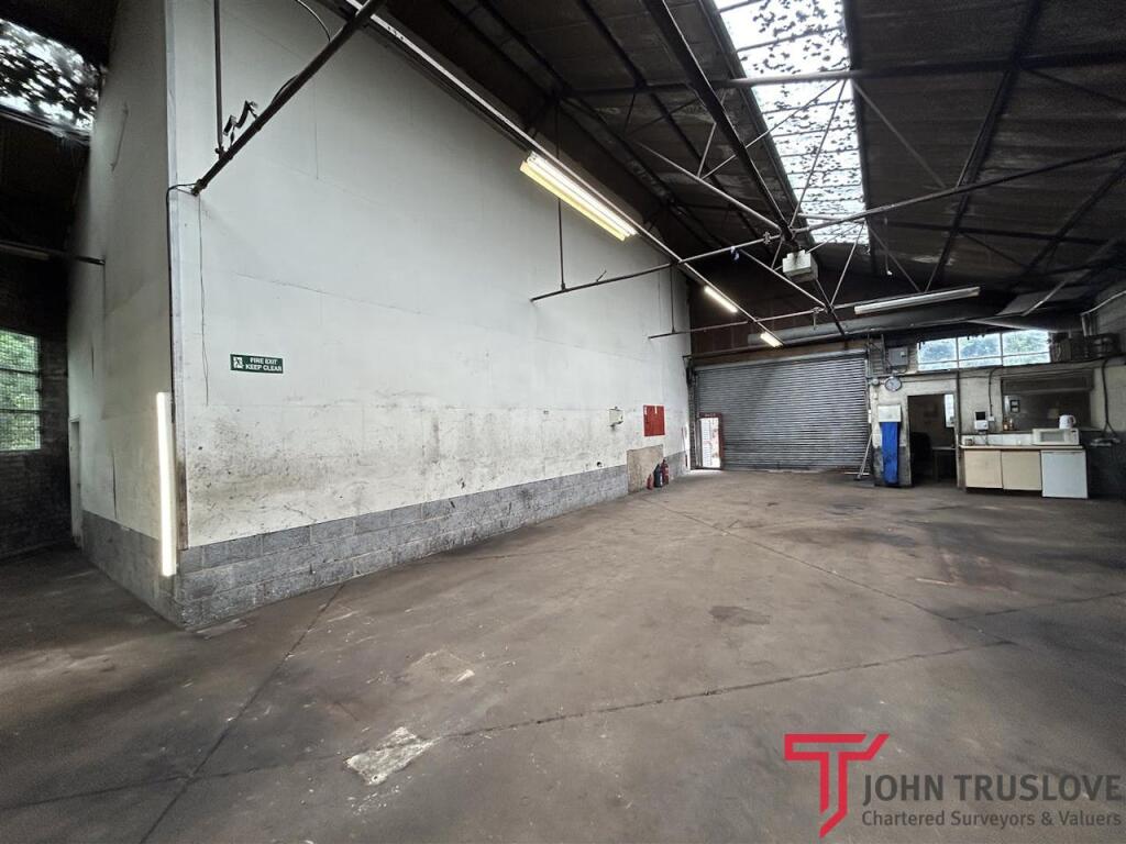 Additional image 5 of Unit 4A Lion Garage, Portway Trading Estate, Alcester Road, Birmingham, B48 7HX
