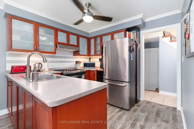 Additional image 8 of 92 pressed brick Dr