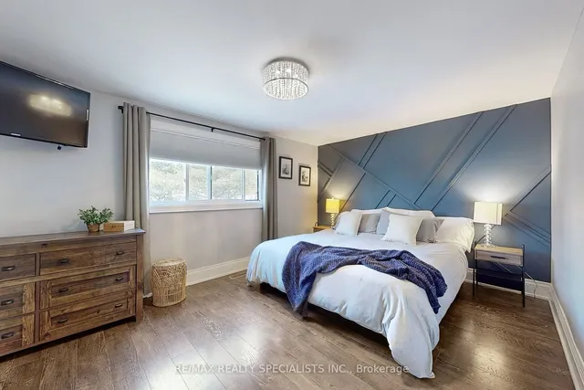 Additional image 17 of 605 Churchill Ave