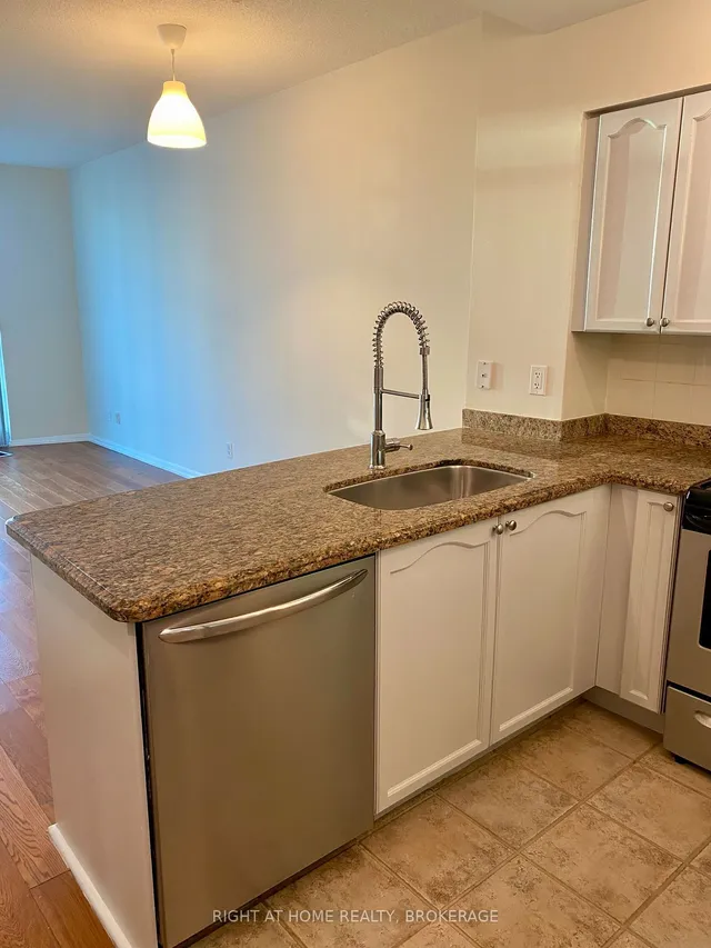 Additional image 21 of 231 Fort York Blvd Unit 1202