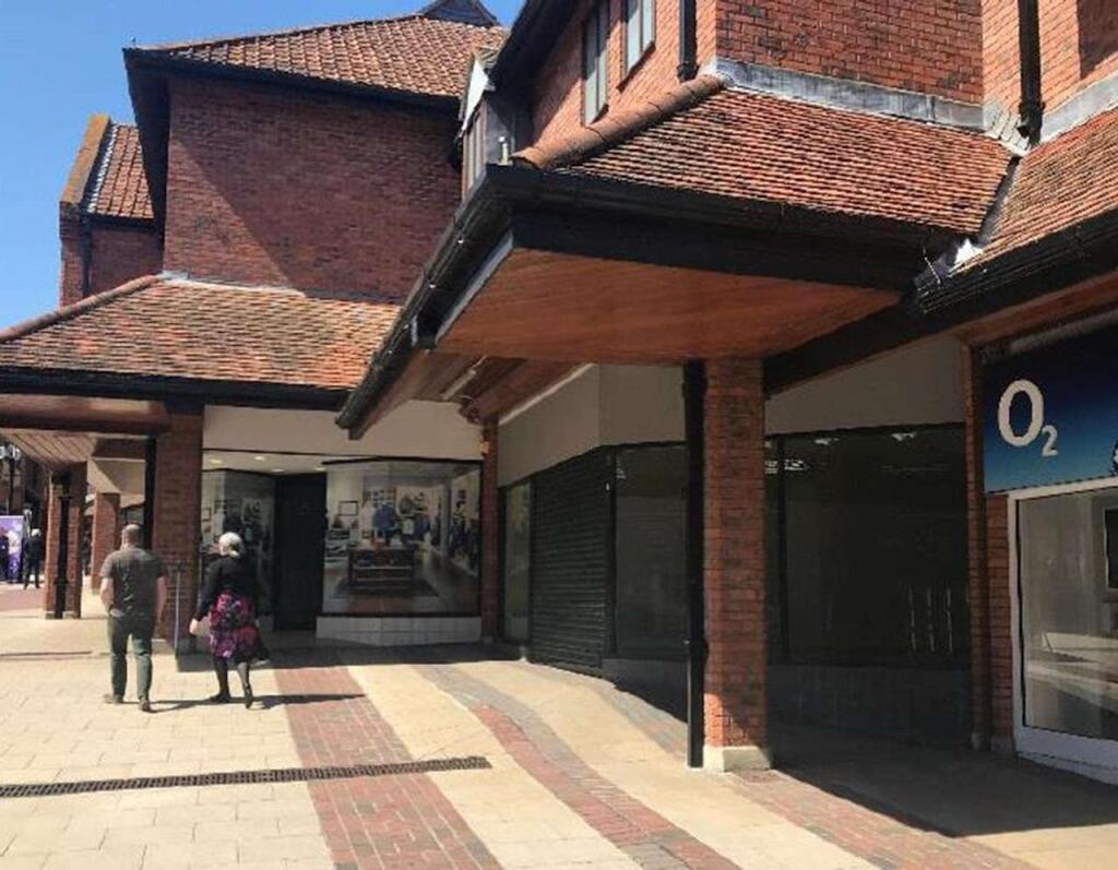 Additional image 3 of QUEDAM SHOPPING CENTRE, Unit 33, Vicarage Walk, Yeovil, BA20 1EY
