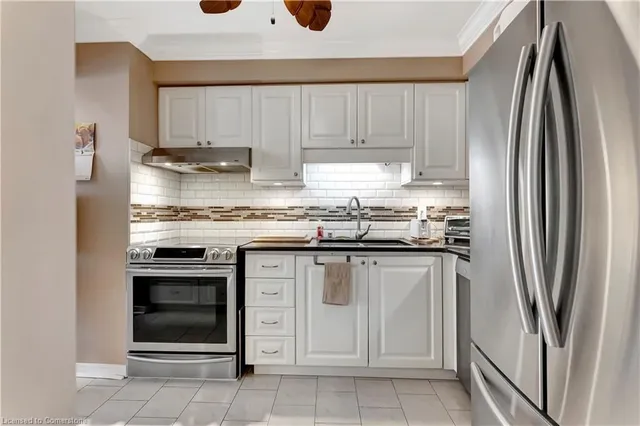 Additional image 22 of 2 Royalwood Crt Unit 39