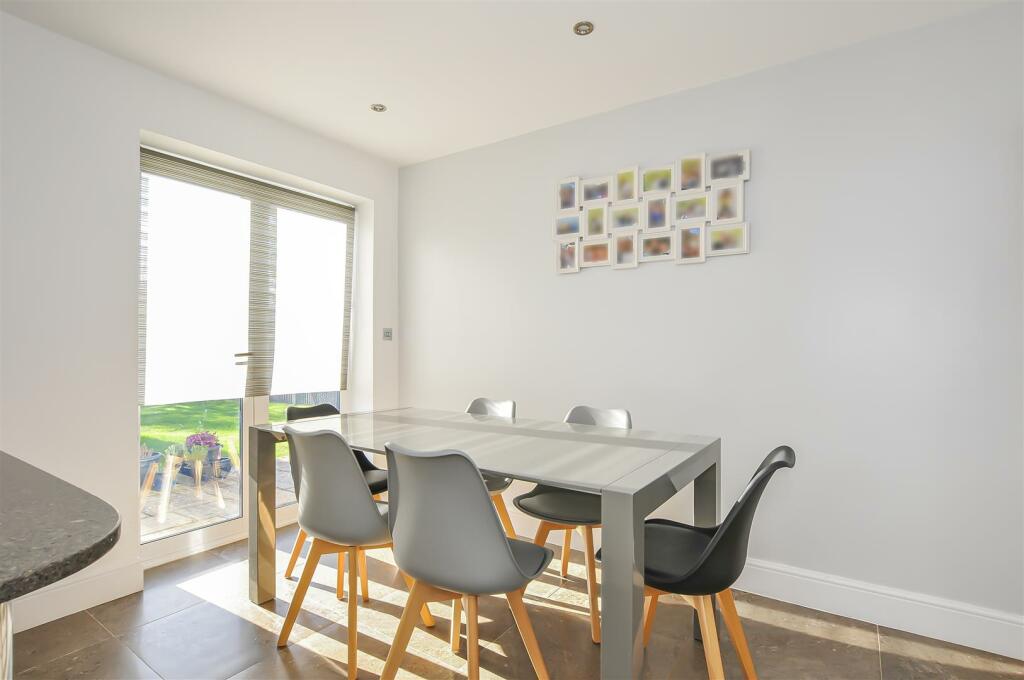 Additional image 6 of Birchwood Way, Park Street, St. Albans