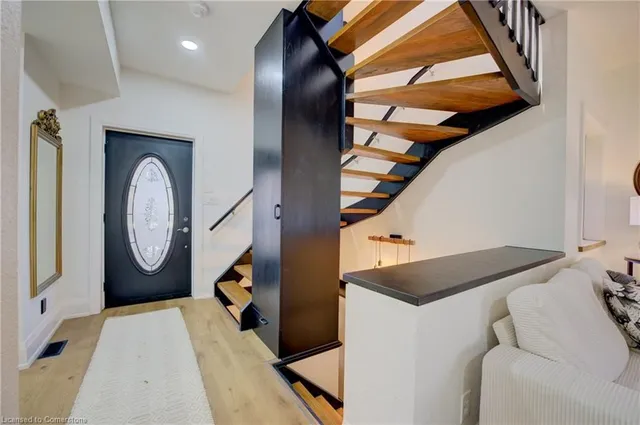 Additional image 3 of 50 Park St