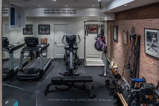 Additional image 16 of 41 Boswell Ave