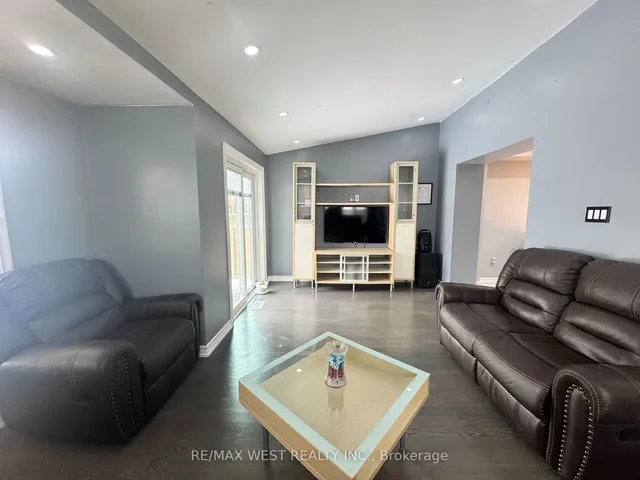 Additional image 21 of 32 Loons Call Cres