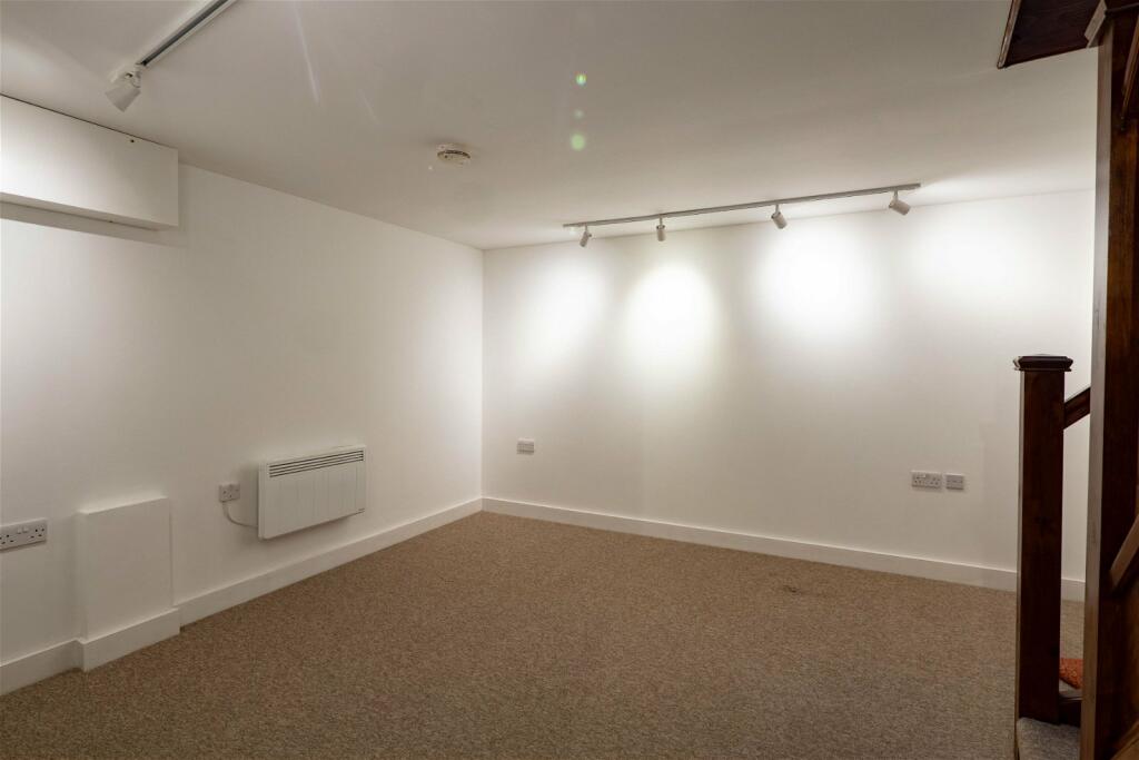 Additional image 8 of Bath Street, Frome, BA11 1DH