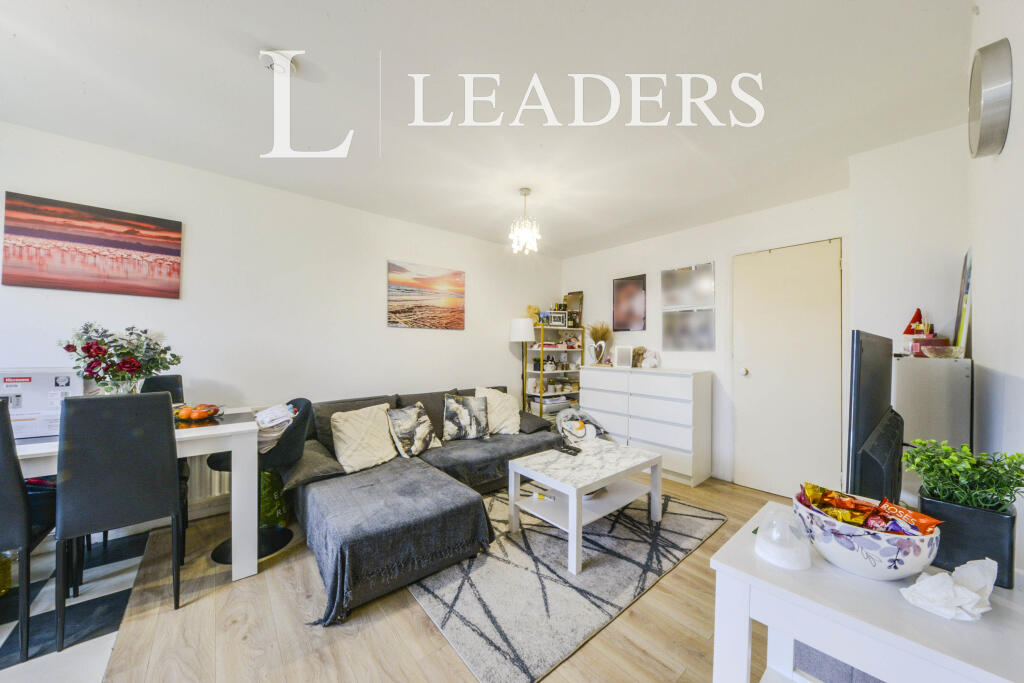 Additional image 2 of Abbots Park