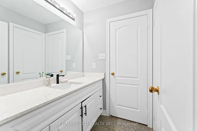 Additional image 28 of 34 Ocean Ridge Dr