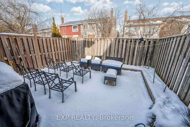 Additional image 30 of 112 Collins Cres Unit 111