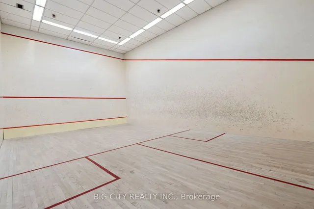 Additional image 29 of 570 Wellington St Unit 12B