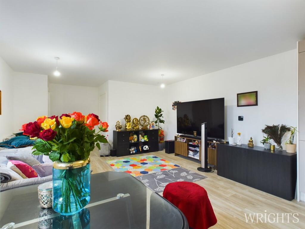 Additional image 3 of 51 Bridge Road East, Welwyn Garden City, AL7