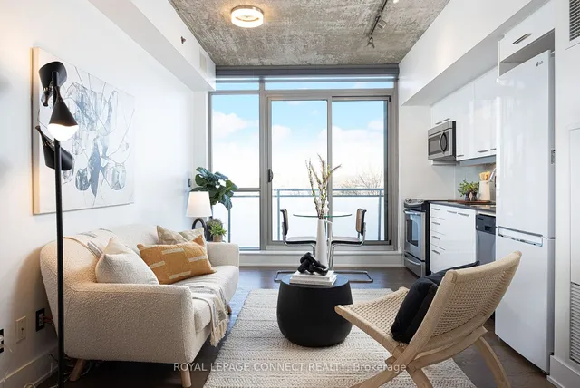 Additional image 4 of 630 Queen St Unit 404