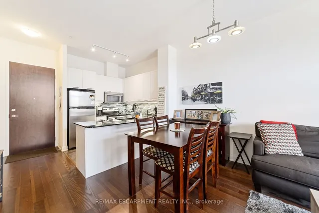 Additional image 10 of 2480 Prince Michael Dr Unit 102