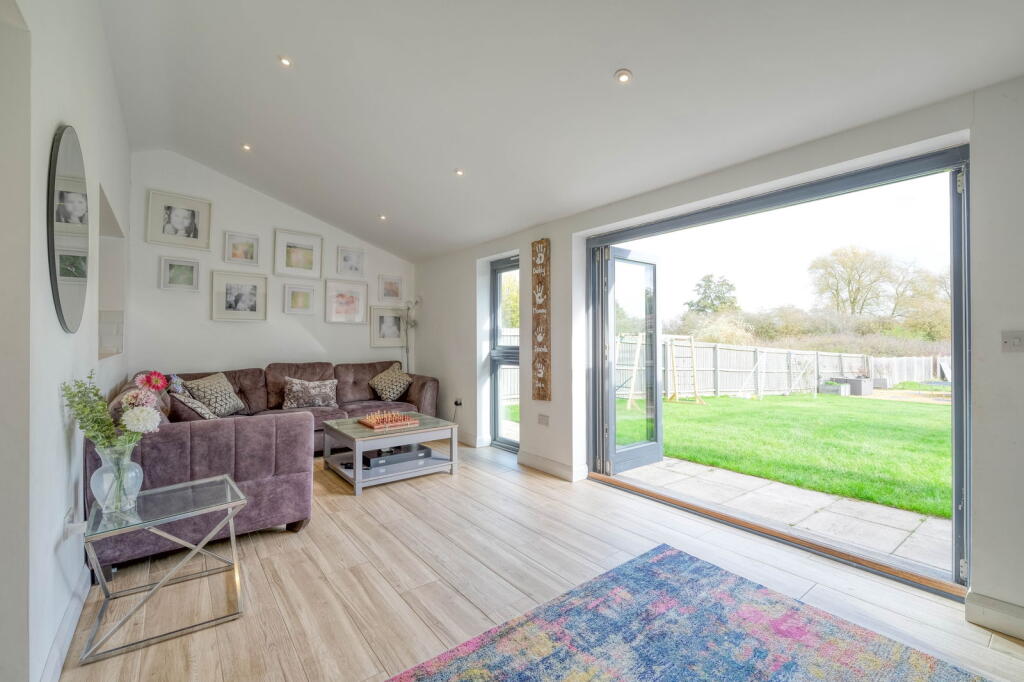 Additional image 7 of Arrow View, Studley, B80 7FH