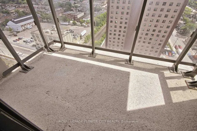 Additional image 15 of 1410 Dupont St Unit 2002