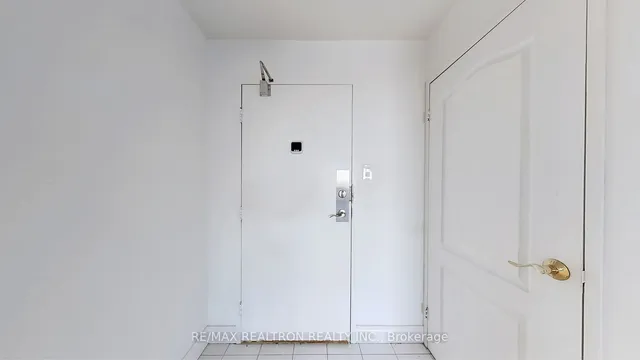 Additional image 4 of 65 Huntingdale Blvd Unit 1106