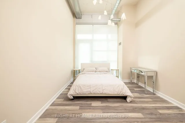 Additional image 19 of 380 Macpherson Ave Unit 306