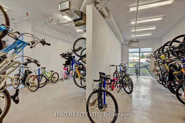 Additional image 17 of 450 Dundas St Unit 705