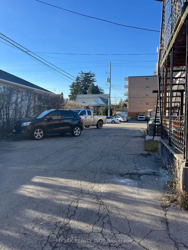 Additional image 4 of 2342 King St