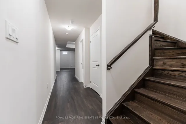 Additional image 25 of 1359 Peony Path