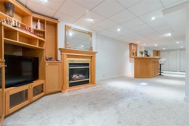 Additional image 35 of 12 Larkspur Cres