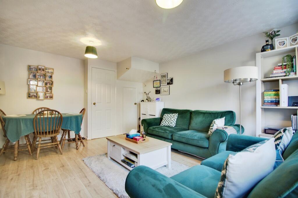 Additional image 5 of Wellington Drive, Welwyn Garden City