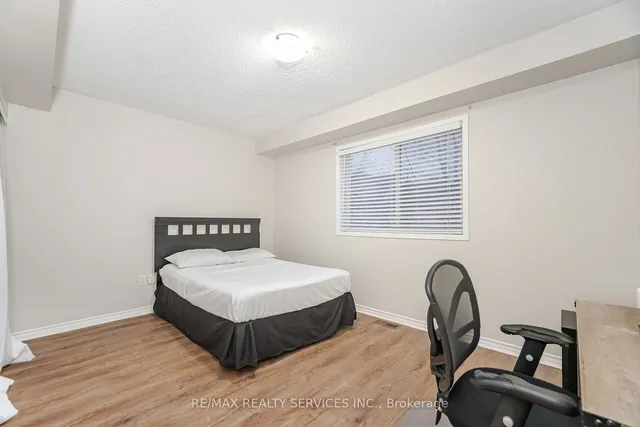 Additional image 22 of 47 Spadina Rd Unit 32