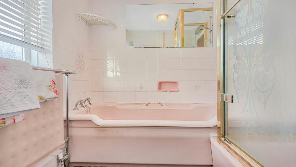 Additional image 18 of Brueton Avenue, Solihull, B91 3EN