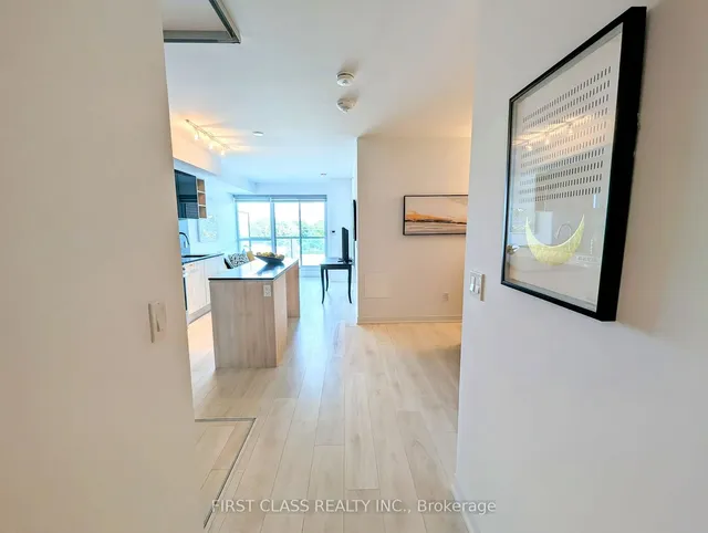 Additional image 3 of 31 Tippett Rd Unit 411