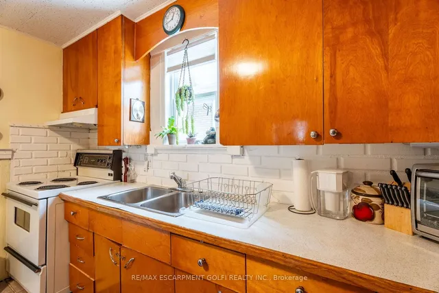 Additional image 20 of 214 Margaret Ave