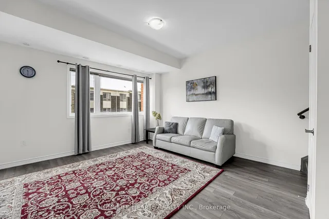 Additional image 15 of 250 Lagerfeld Dr Unit 11