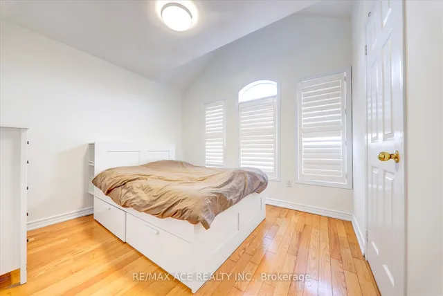 Additional image 24 of 51 Knowles Dr